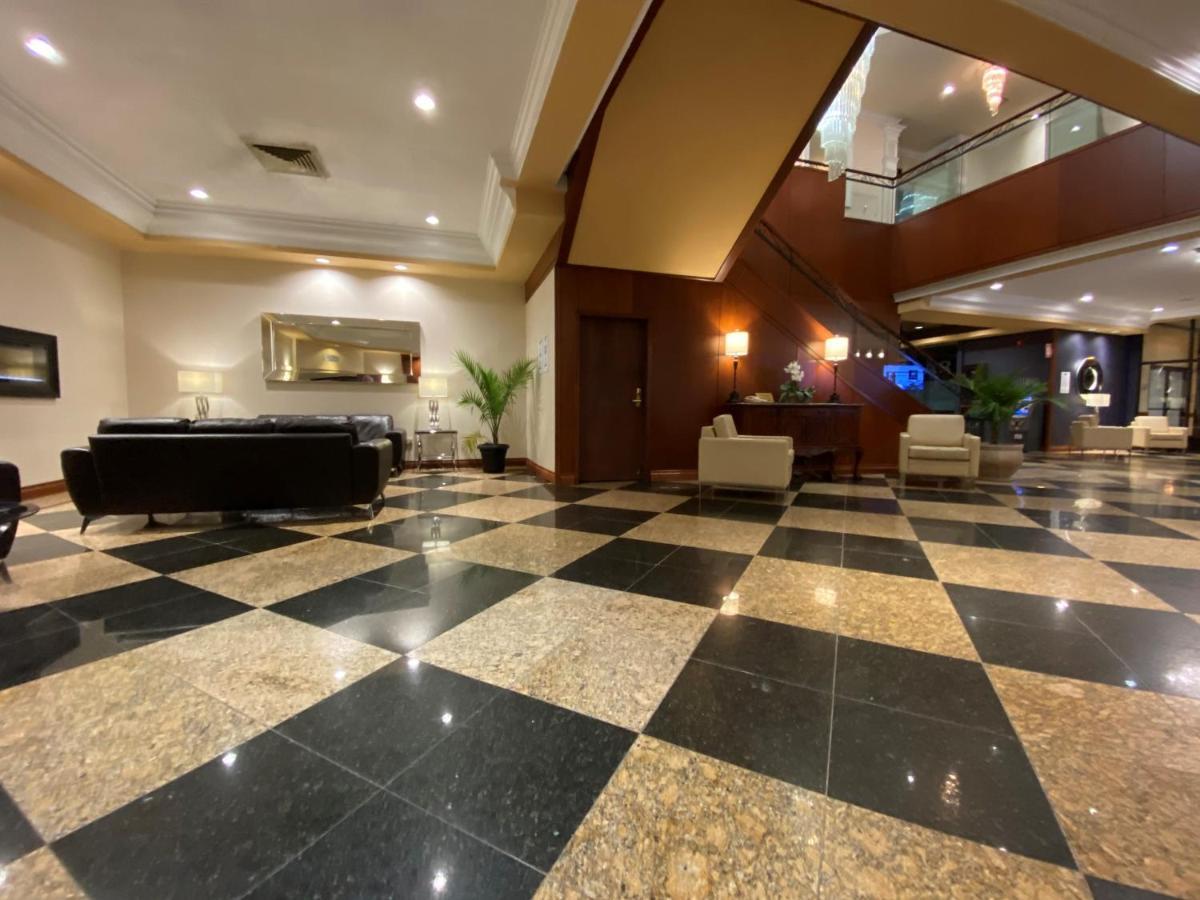 Hotel Universel Montréal Extérieur photo