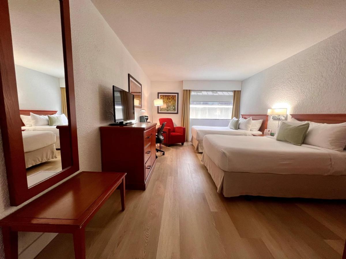 Hotel Universel Montréal Extérieur photo