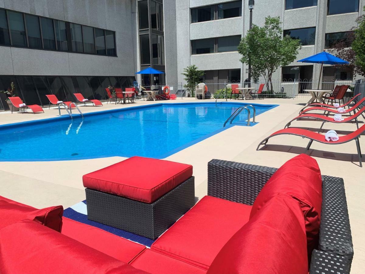 Hotel Universel Montréal Extérieur photo