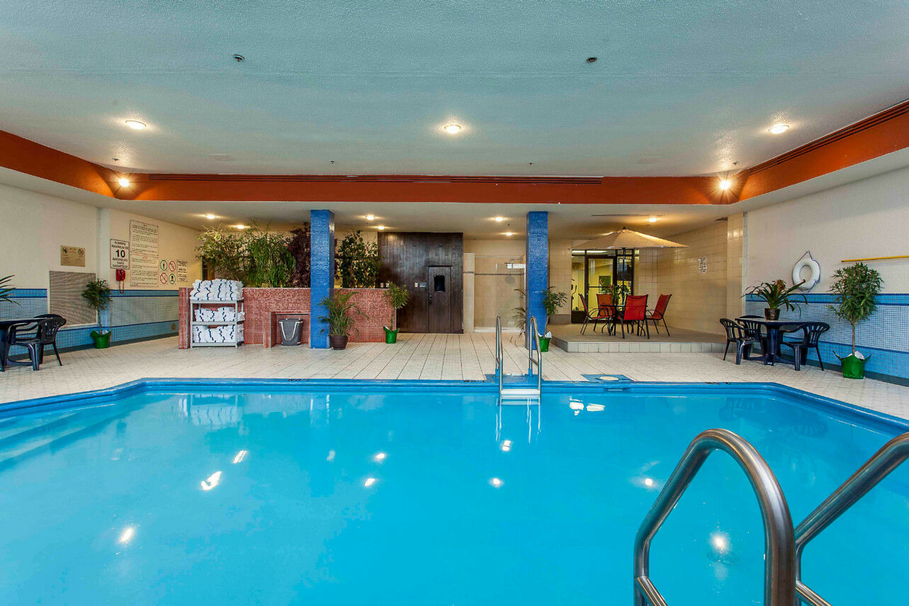 Hotel Universel Montréal Extérieur photo